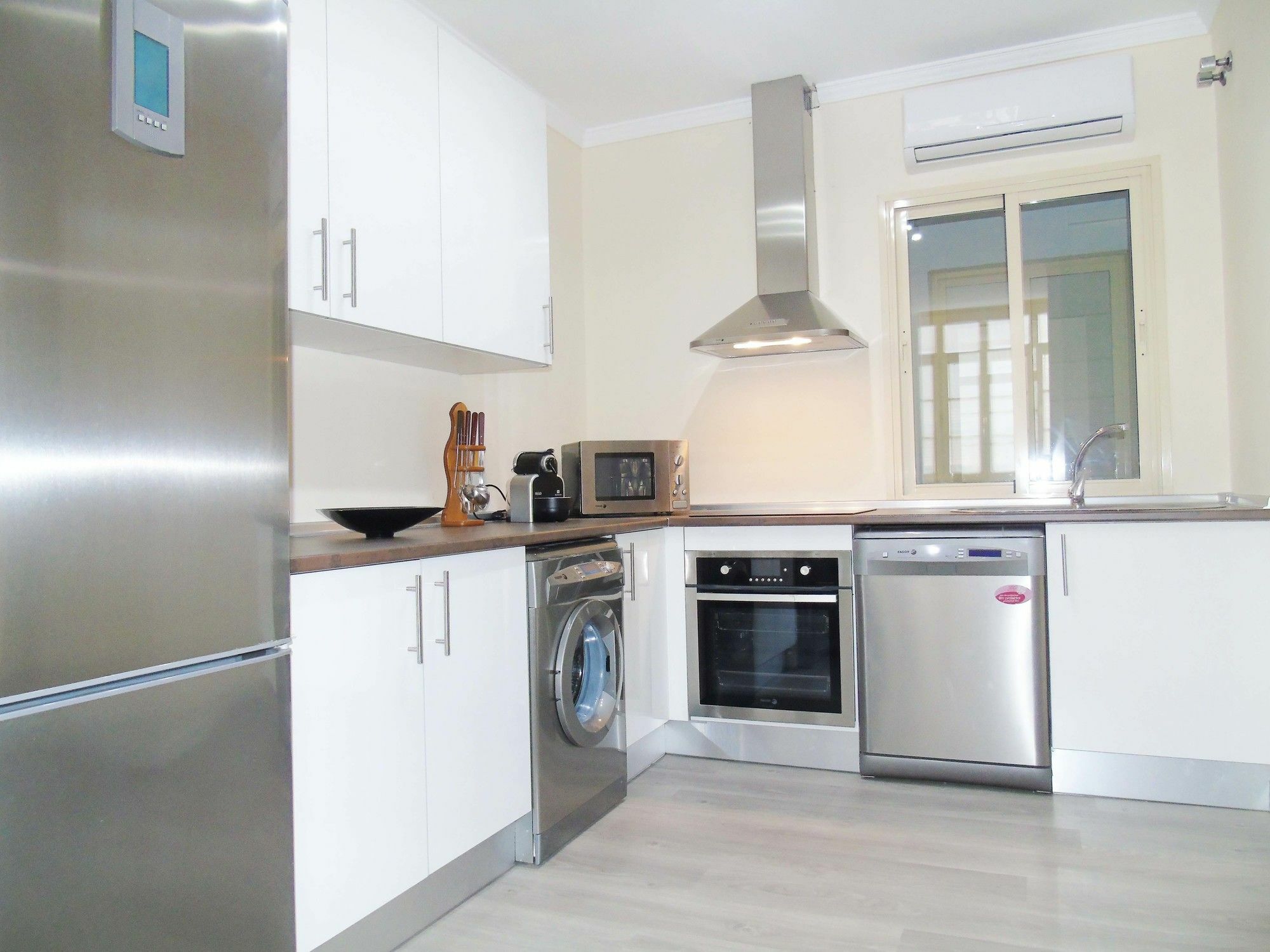 A&N Ale A Apartment Malaga Luaran gambar